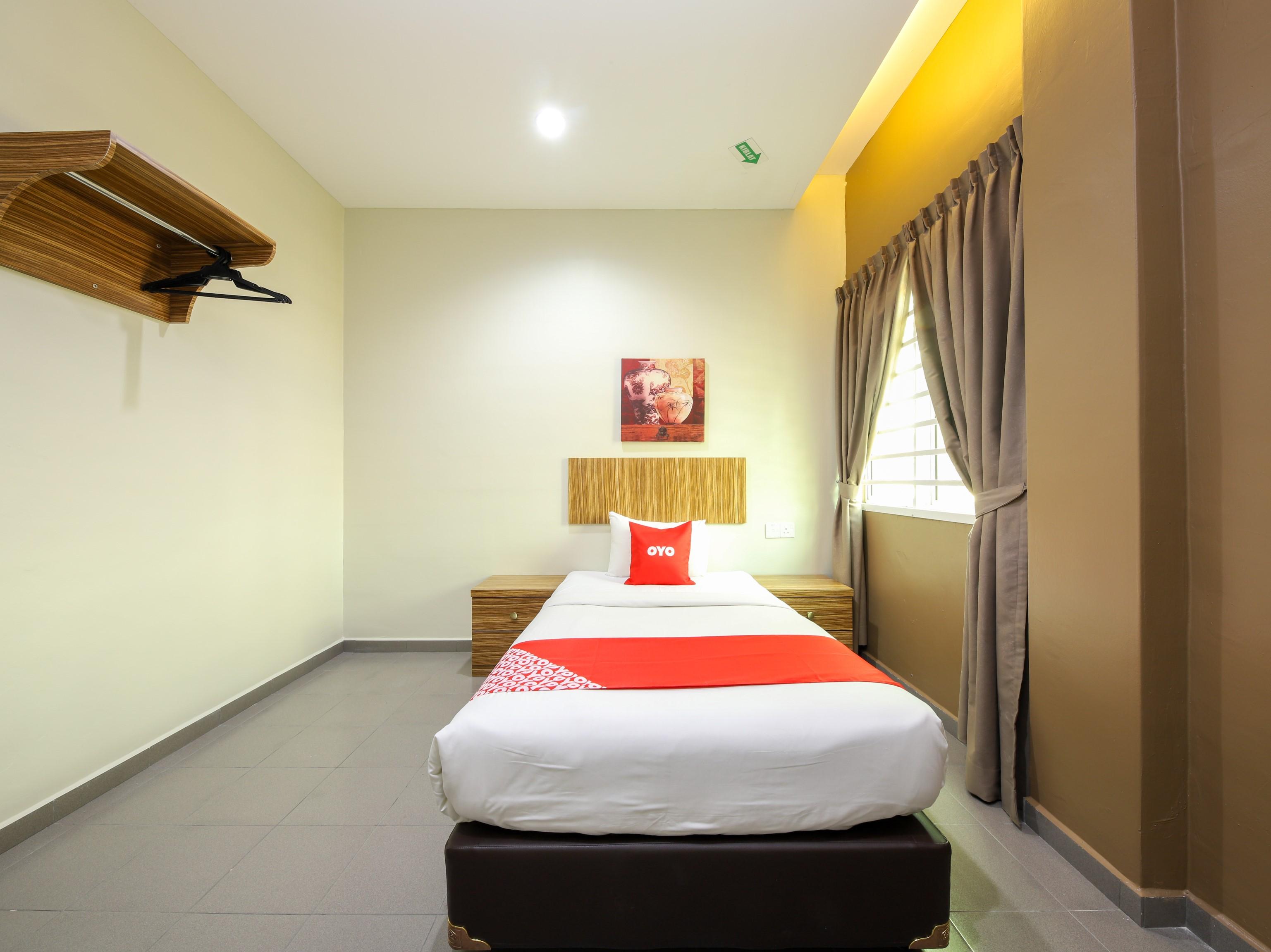 Oyo 89839 Riaz Hotel Malacca Eksteriør billede