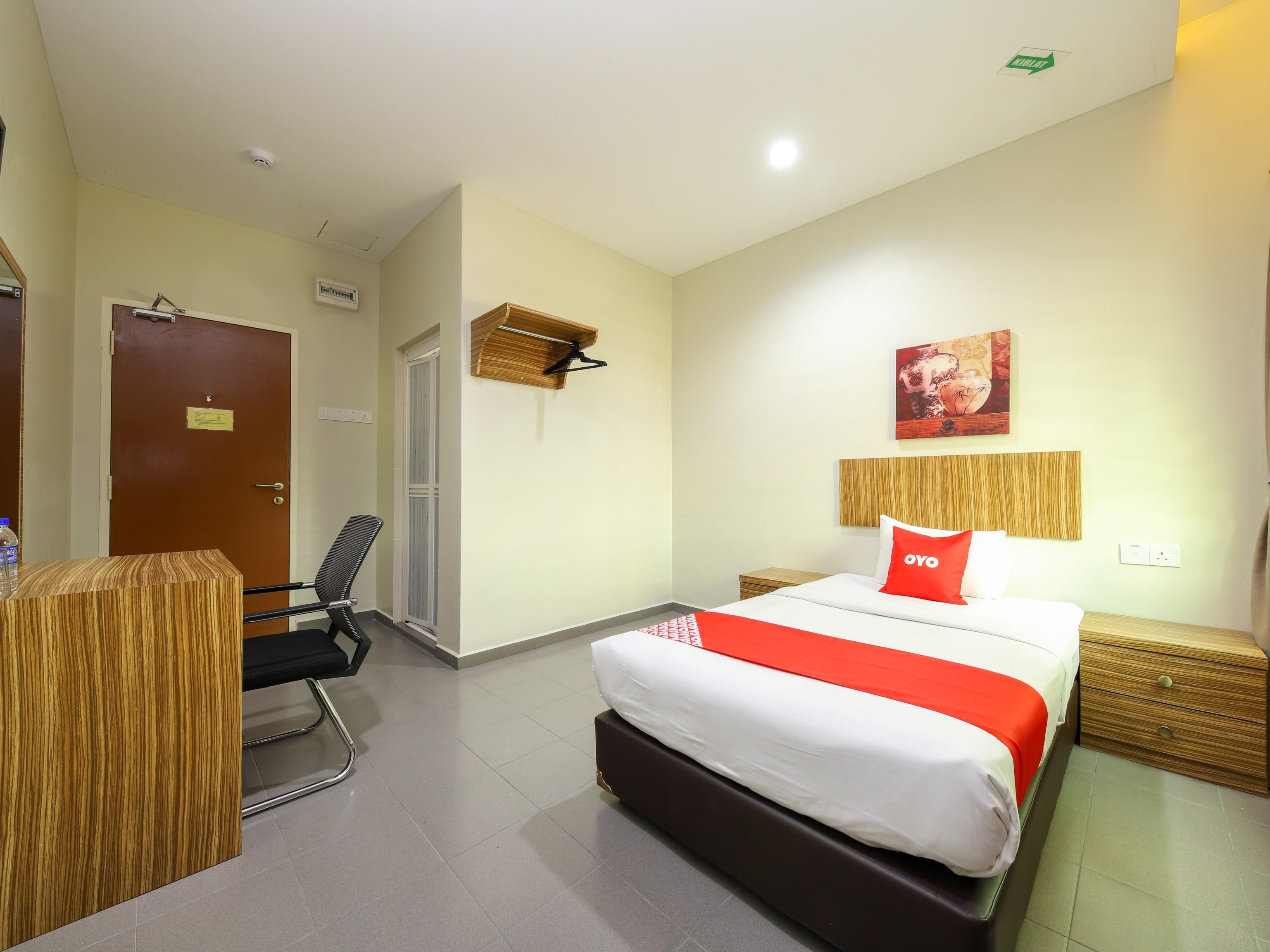 Oyo 89839 Riaz Hotel Malacca Eksteriør billede