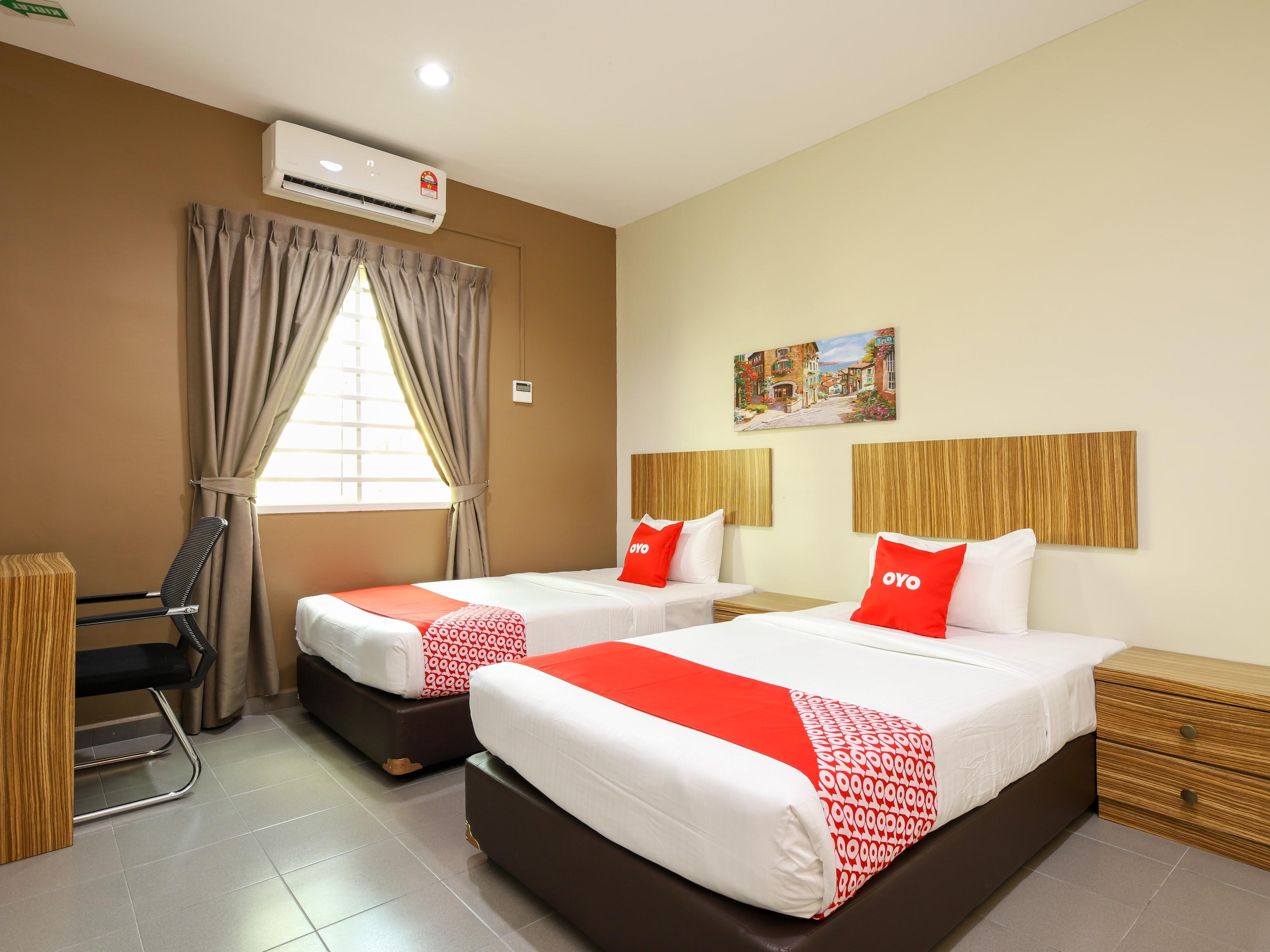 Oyo 89839 Riaz Hotel Malacca Eksteriør billede