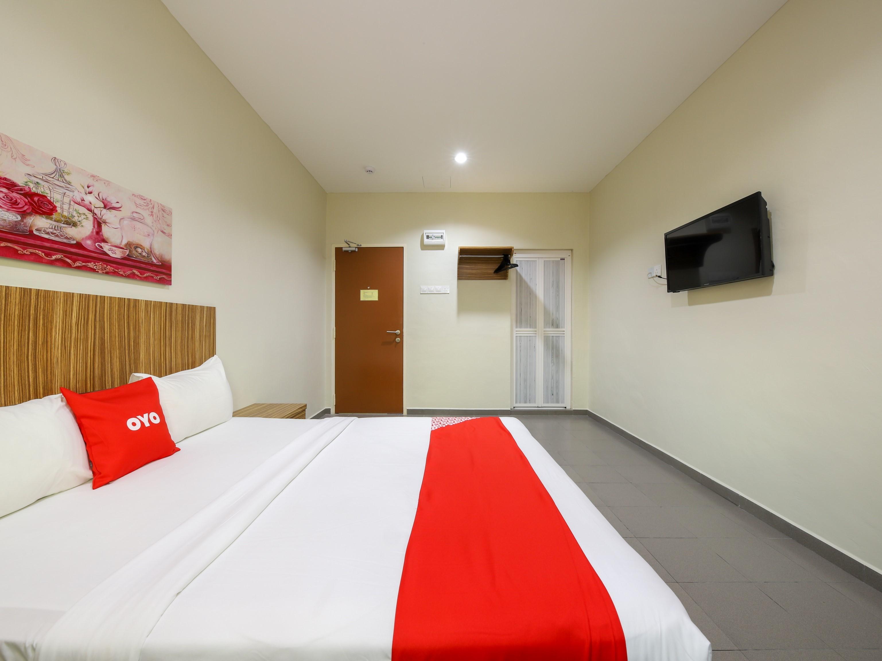 Oyo 89839 Riaz Hotel Malacca Eksteriør billede