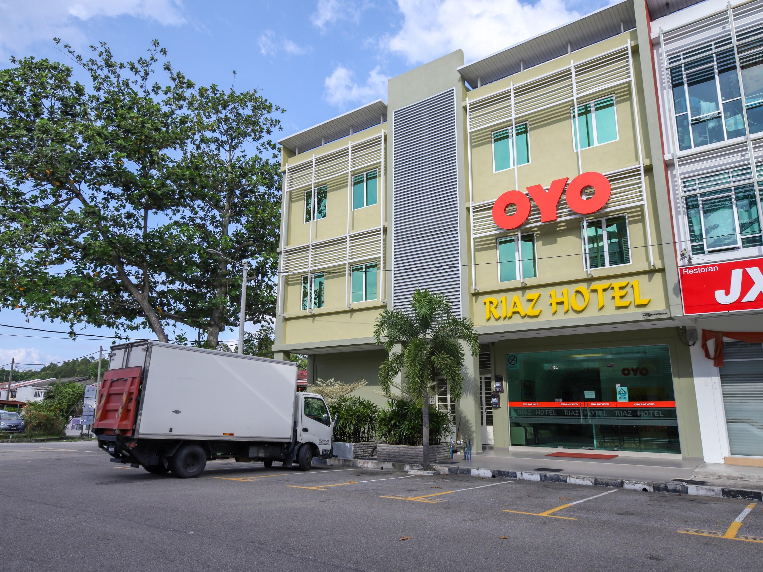 Oyo 89839 Riaz Hotel Malacca Eksteriør billede