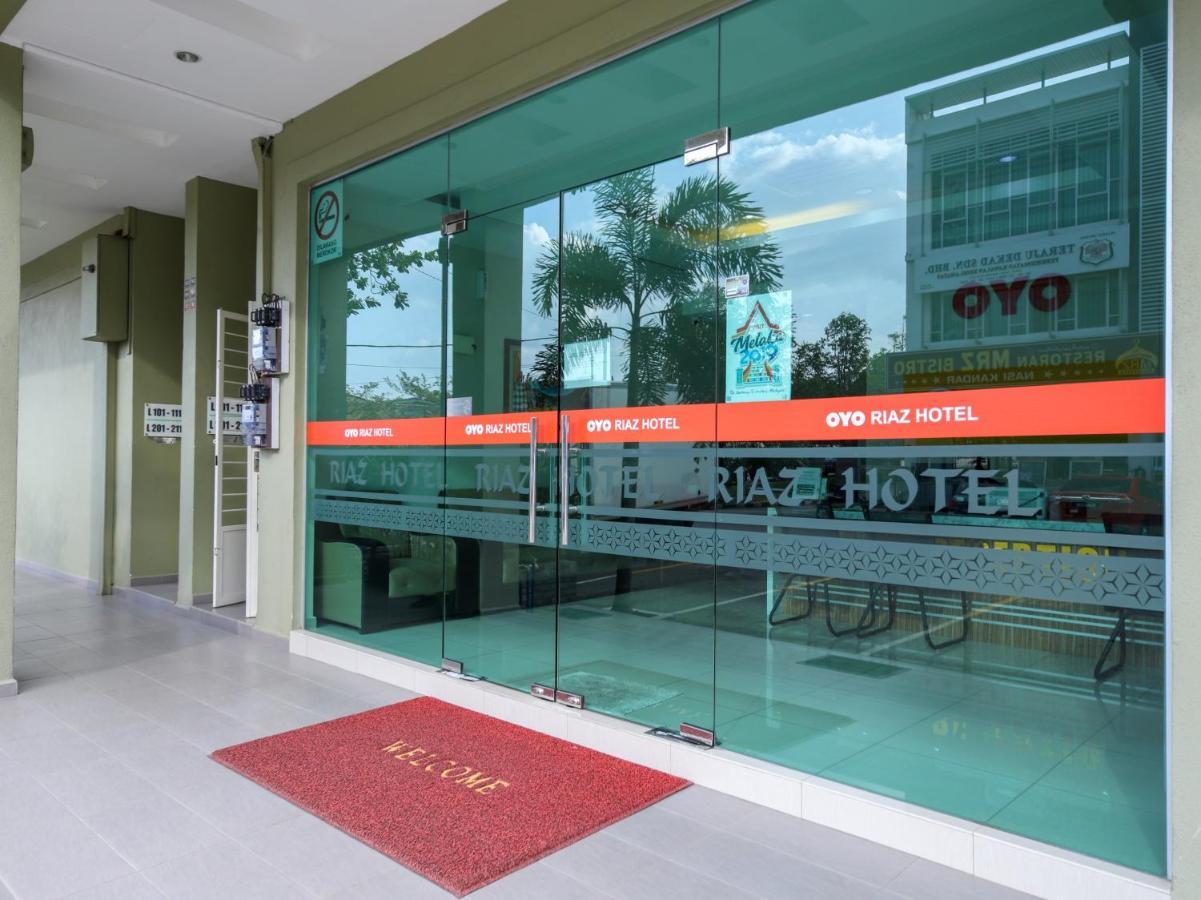 Oyo 89839 Riaz Hotel Malacca Eksteriør billede